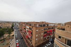 Excellent 2 Bed Penthouse For Sale in Torrevieja