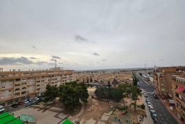 Excellent 2 Bed Penthouse For Sale in Torrevieja