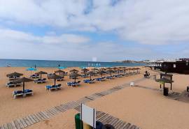 Excellent 1 Bedroom Apartment Forte de São João