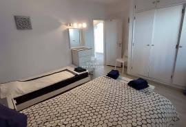 Excellent 1 Bedroom Apartment Forte de São João