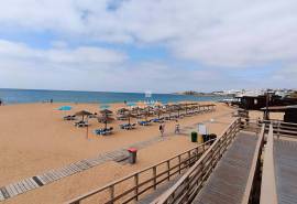 Excellent 1 Bedroom Apartment Forte de São João