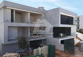 M4 Modern villa with garage and swimming pool