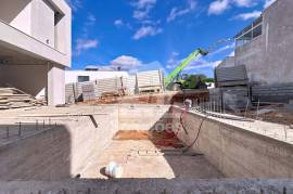 M4 Modern villa with garage and swimming pool