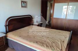 Large 3 bedroom apartment furnished and equipped