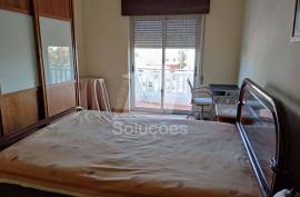 Large 3 bedroom apartment furnished and equipped