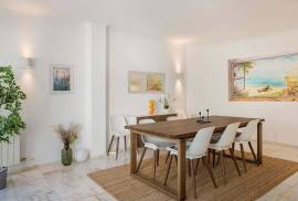 3 Bedroom Villa with Private Pool and Garden 3 Bedroom Villa with Private Pool and Garden