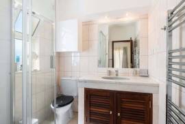 3 Bedroom Villa with Private Pool and Garden 3 Bedroom Villa with Private Pool and Garden