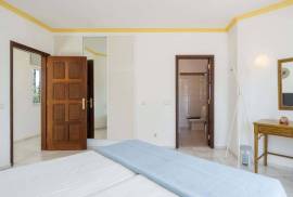 3 Bedroom Villa with Private Pool and Garden 3 Bedroom Villa with Private Pool and Garden