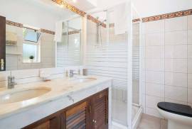 3 Bedroom Villa with Private Pool and Garden 3 Bedroom Villa with Private Pool and Garden