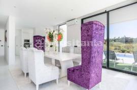 Vilamoura Luxury 4 Bedroom Villa for Rent