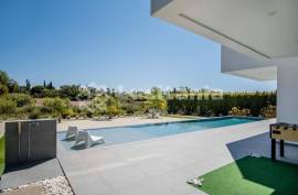 Vilamoura Luxury 4 Bedroom Villa for Rent