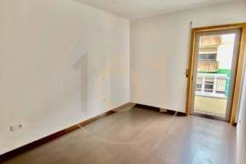 2 bedroom apartment in Rua das Doze Casas.