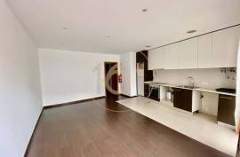 2 bedroom apartment in Rua das Doze Casas.