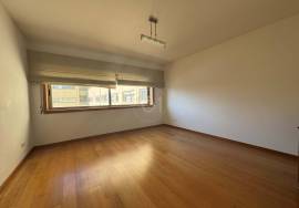 2+1 bedroom apartment for rent in Matosinhos Sul