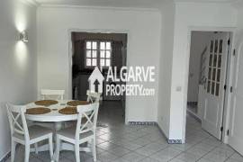 Two bedroom townhouse close to the beach and all amenities in Vilamoura, Algarve