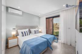 Modern 1 bedroom apartment in Quarteira, 80 m from the sea