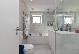 House T3+1 | Attic & Basement | Refurbished | Outdoor Patio | Mulberry | Estoril