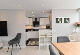 House T3+1 | Attic & Basement | Refurbished | Outdoor Patio | Mulberry | Estoril