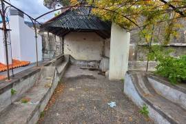 BUILDING IN THE CENTER OF FUNCHAL