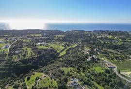 Carvoeiro – Renovated 4-Bedroom Villa with Private Heated Pool and Sea Views