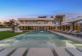 Quinta do Lago – luxury 7-bedroom villa near beach and lake