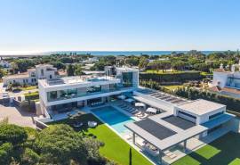 Quinta do Lago – luxury 7-bedroom villa near beach and lake