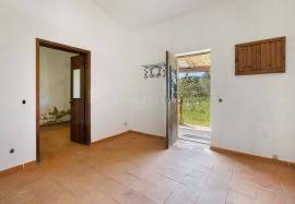 Almancil – Prime plot with approved villa project with pool, walking distance to amenities