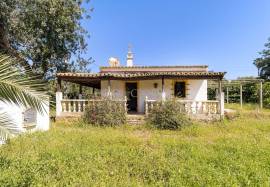 Almancil – Prime plot with approved villa project with pool, walking distance to amenities