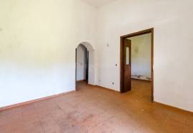 Almancil – Prime plot with approved villa project with pool, walking distance to amenities