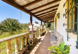 Almancil – Prime plot with approved villa project with pool, walking distance to amenities