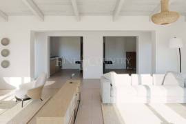 Almancil – Prime plot with approved villa project with pool, walking distance to amenities