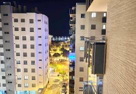 Sale and rental of a flat in Campello (Alicante).