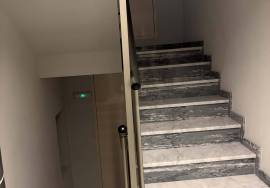 Sale and rental of a flat in Campello (Alicante).