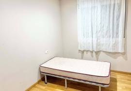 Sale and rental of a flat in Campello (Alicante).