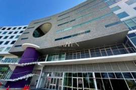 Prime Commercial Space for Lease