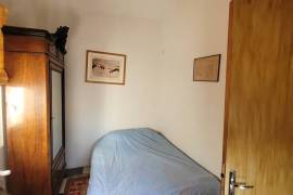 A True Haven Of Peace By The Water, This Beautiful House Offers 95 M2 Of Living Space On 1768 M2 Of Land.