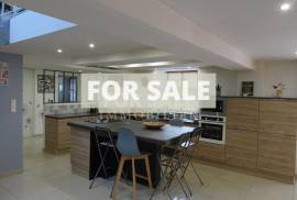 Detached Country House with Open Views