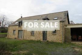 Detached Country House with Open Views