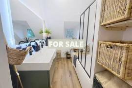 Detached Country House with Landscaped Garden