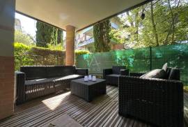 Ground Floor Apartment with Lovely Garden Ground Floor Apartment with Lovely Garden