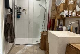 Lovely Villa with Pool in Parkland Gardens Lovely Villa with Pool in Parkland Gardens