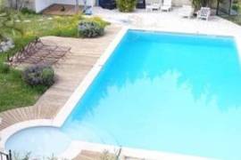 Lovely Villa with Pool in Parkland Gardens Lovely Villa with Pool in Parkland Gardens