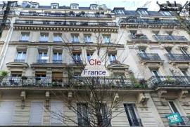 Paris Apartment in 18th Arrondissement