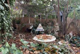 Paris Apartment with Private Garden in 18th Arrondissement Paris Apartment with Private Garden in 18th Arrondissement