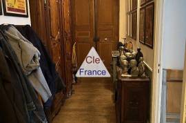 Paris Apartment with Private Garden in 18th Arrondissement Paris Apartment with Private Garden in 18th Arrondissement