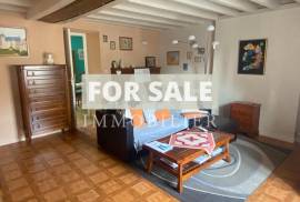 Town House with Neat Garden Town House with Neat Garden