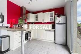 Detached Country House with Lovely Garden