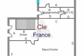 Beautiful Town House with Courtyard Garden Beautiful Town House with Courtyard Garden