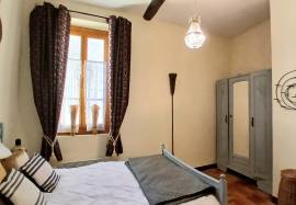 Beautiful Character House with Courtyard Garden Beautiful Character House with Courtyard Garden