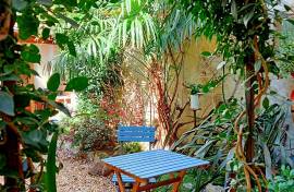 Beautiful Character House with Courtyard Garden Beautiful Character House with Courtyard Garden